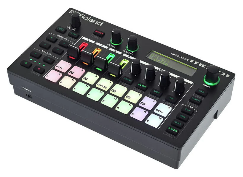 ROLAND MC101 AIRA GROOVEBOX - Image 4
