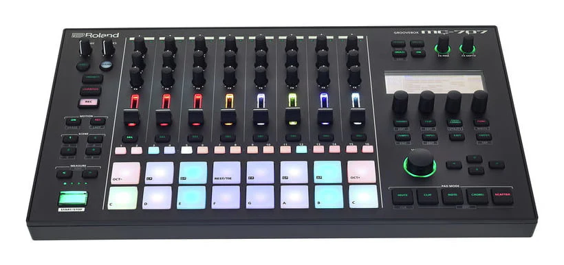 ROLAND MC707 AIRA GROOVEBOX - Image 3