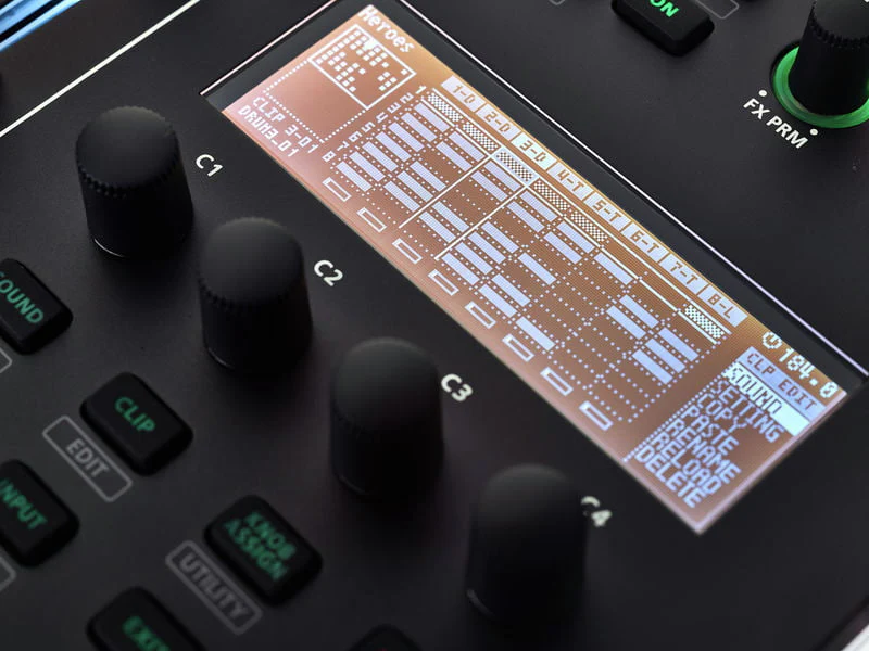 ROLAND MC707 AIRA GROOVEBOX - Image 9