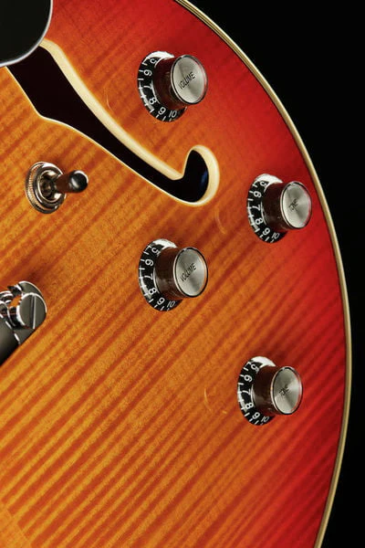SIRE H7 CS LARRY CARLTON GUITARRA ELECTRICA CHERRY SUNBURST - Image 14