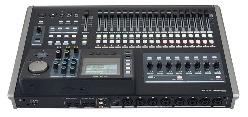 TASCAM DP24SD GRABADOR MULTIPISTA - Image 6