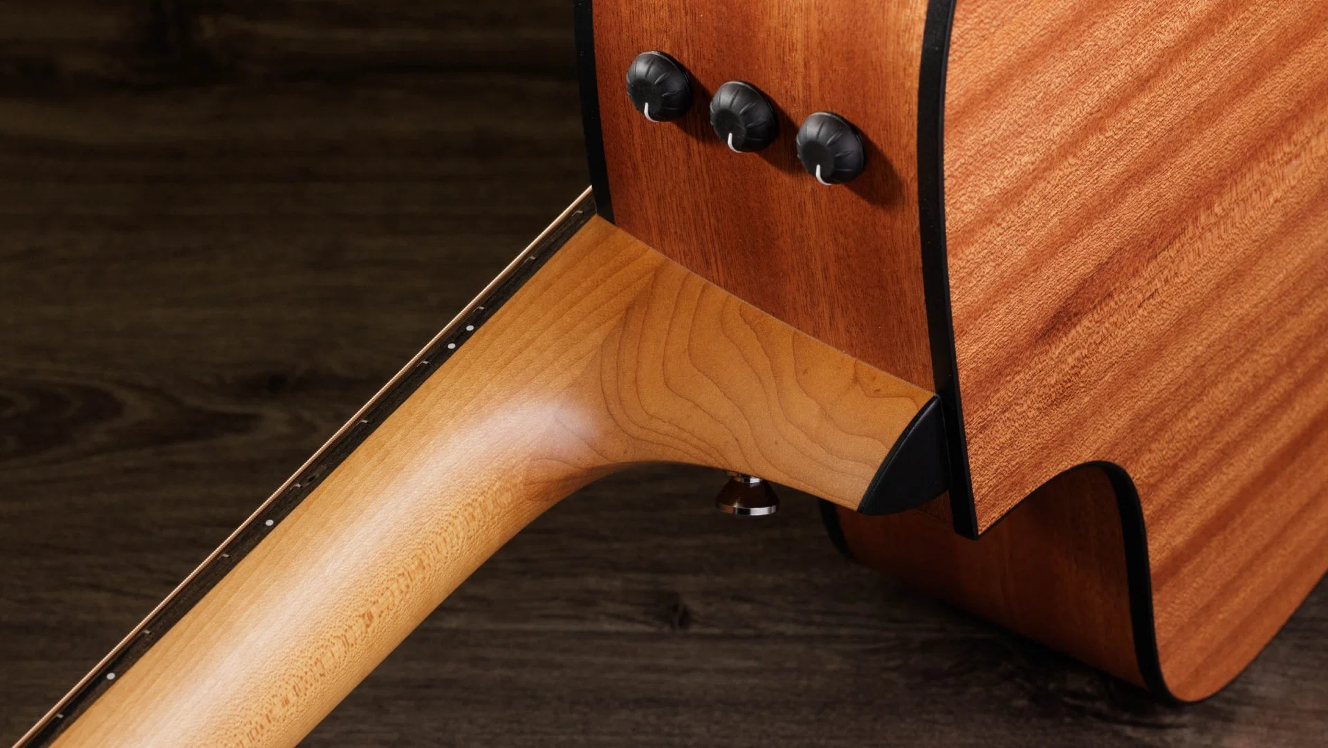 TAYLOR 110CE-S SAPELE GUITARRA ELECTROACUSTICA DREADNOUGHT - Image 9