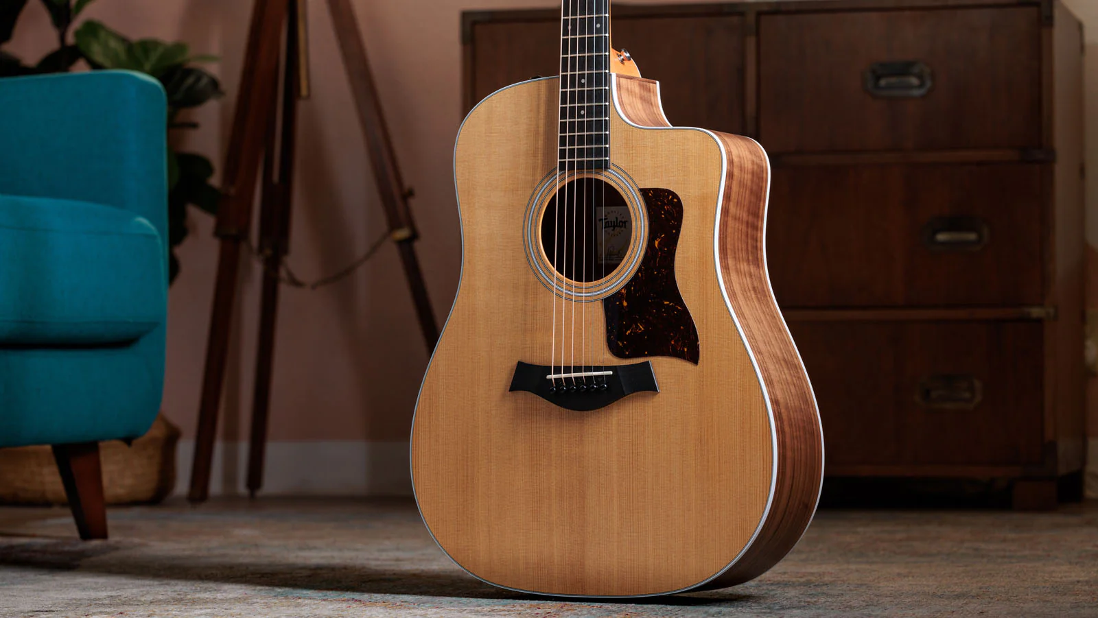 TAYLOR 210CE GUITARRA ELECTROACUSTICA DREADNOUGHT - Image 13