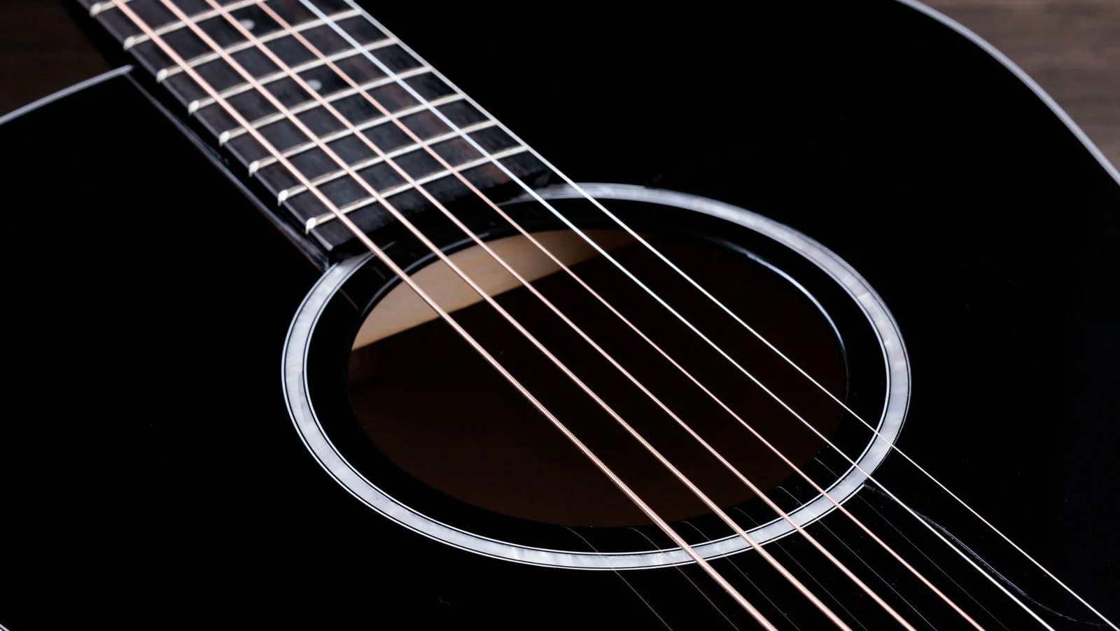 TAYLOR 217E-BLK PLUS GUITARRA ELECTROACUSTICA GRAN PACIFIC DREADNOUGHT NEGRA - Image 3