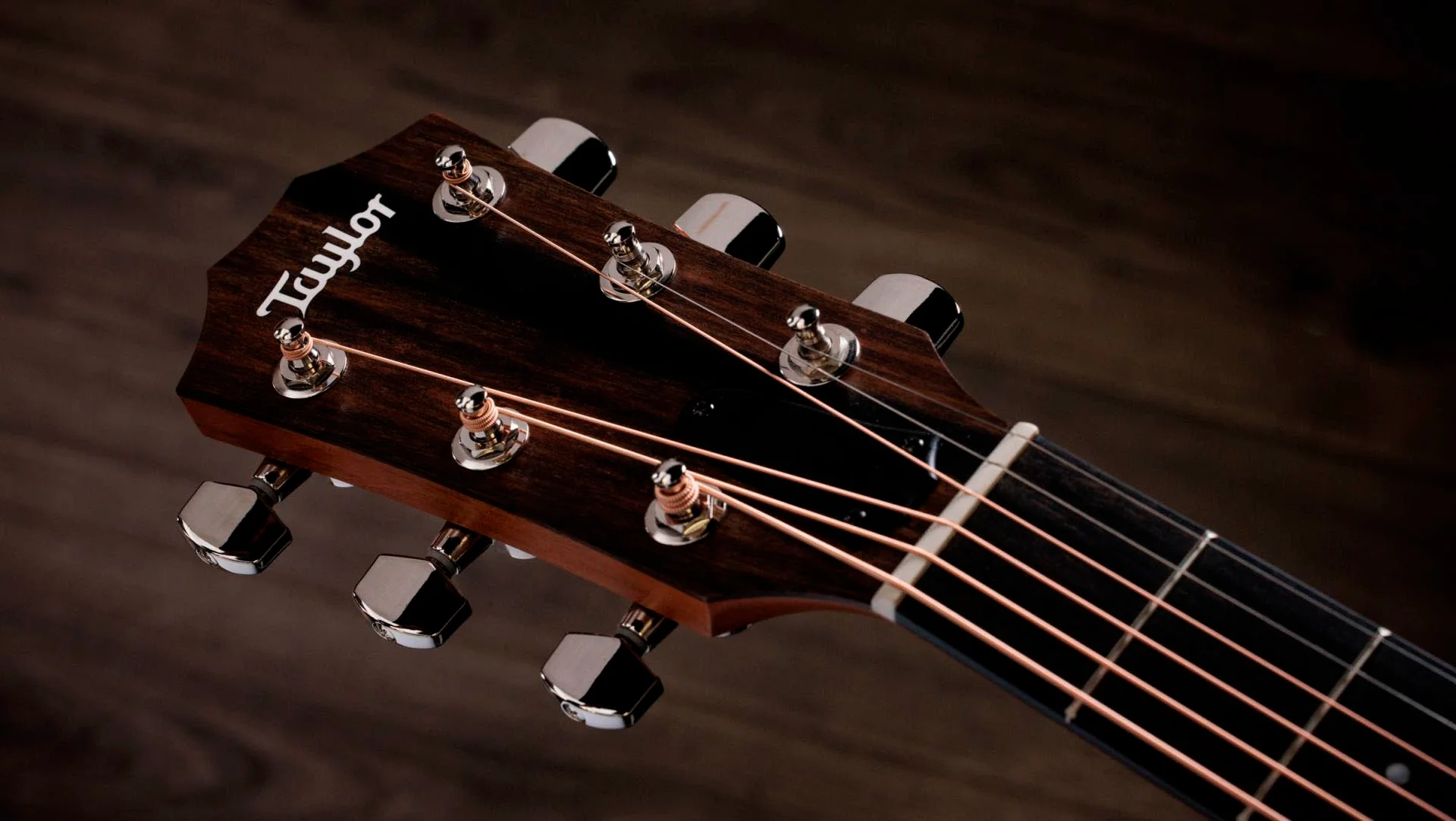 TAYLOR 217E-SB PLUS GUITARRA ELECTROACUSTICA GRAND PACIFIC SUNBURST - Image 6