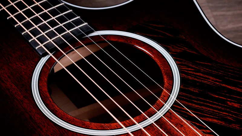 TAYLOR 324CE SEB NEXT GENERATION GUITARRA ELECTROACUSTICA GRAND AUDITORIUM SHADED EDGE BURST - Image 3