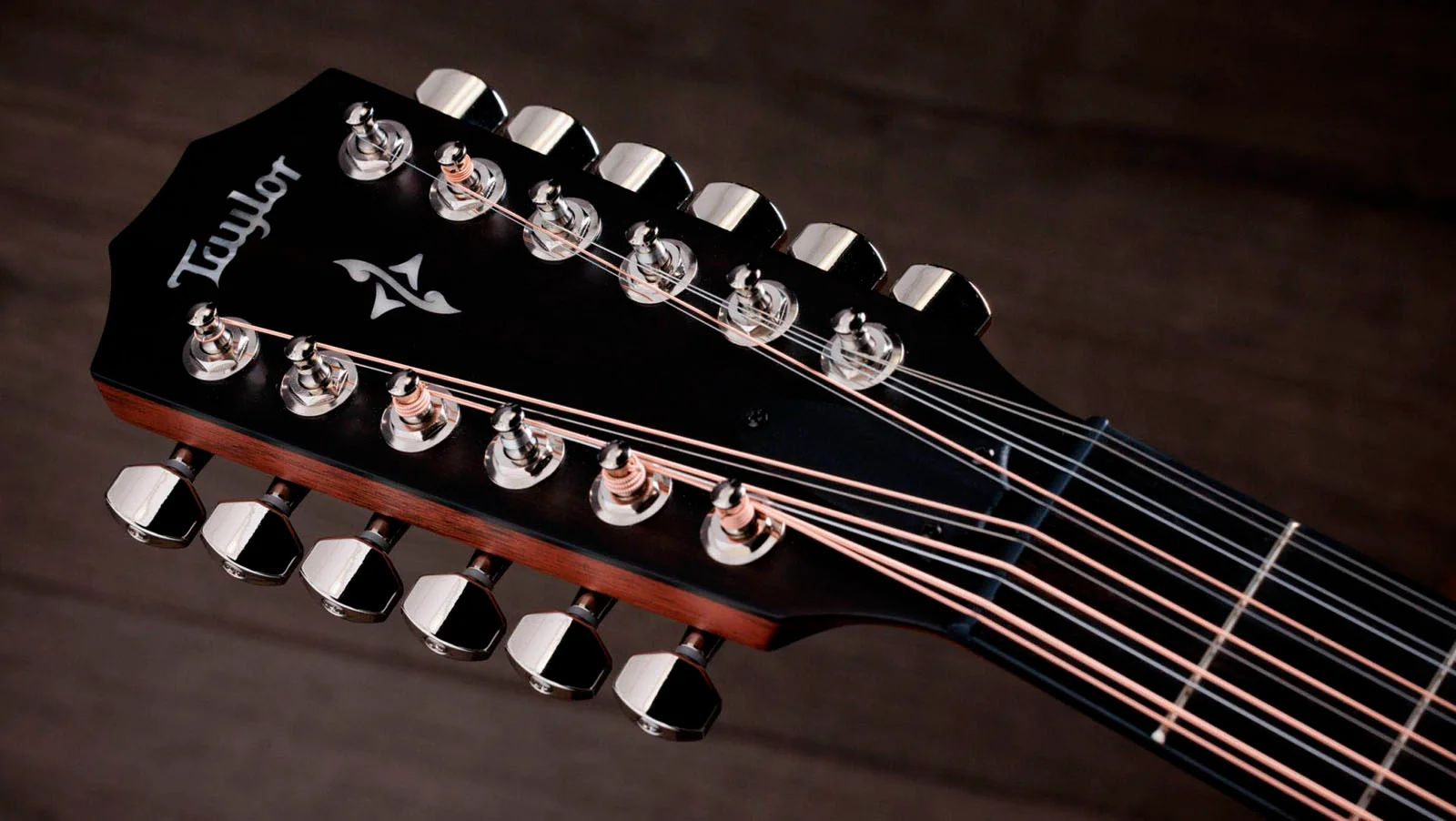 TAYLOR 454CE-12 TB GUITARRA ELECTROACUSTICA GRAN AUDITORIO 12 CUERDAS TOBACCO SUNBURST. - Image 7