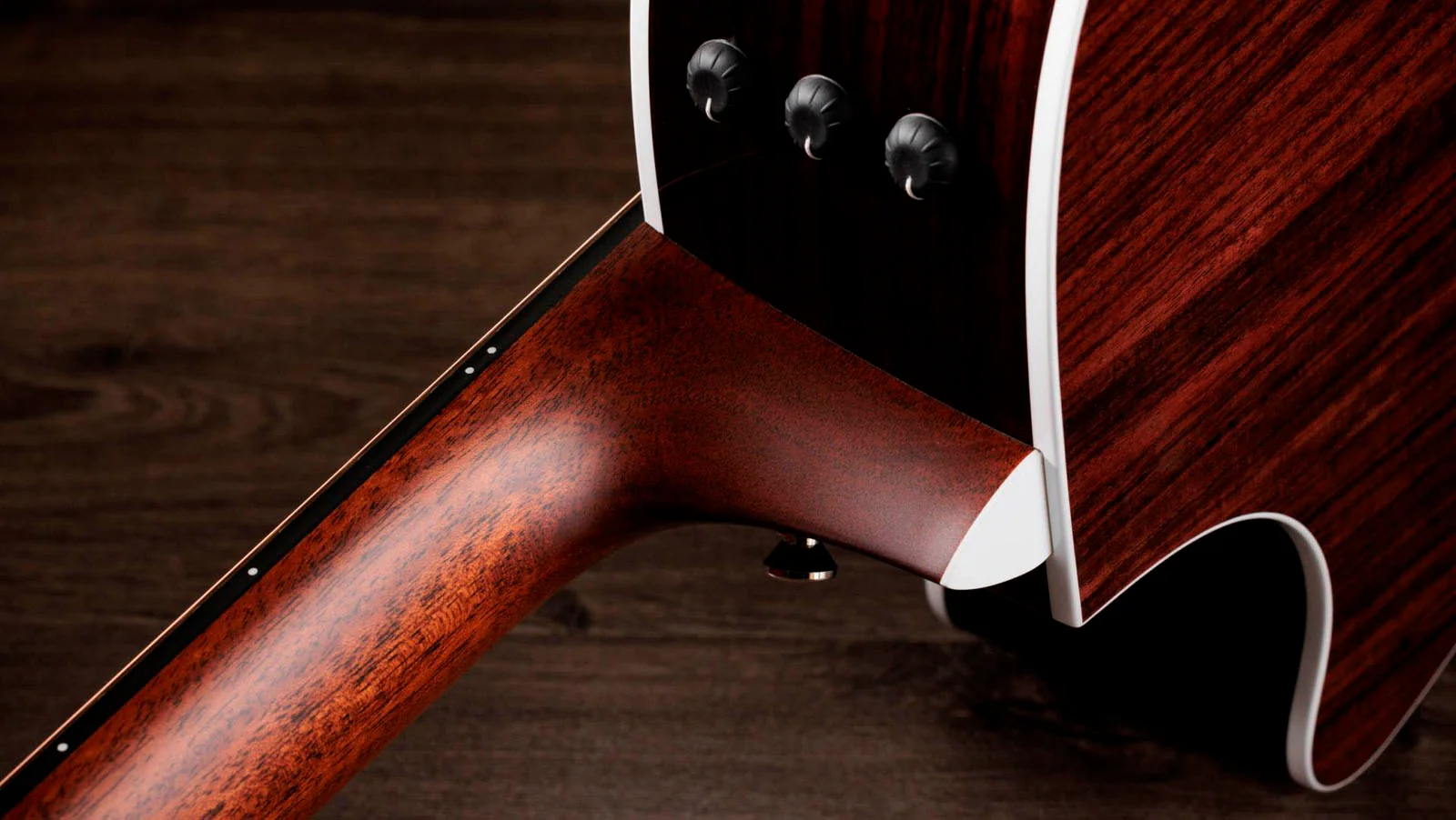 TAYLOR 454CE-12 TB GUITARRA ELECTROACUSTICA GRAN AUDITORIO 12 CUERDAS TOBACCO SUNBURST. - Image 8