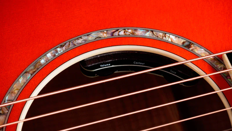 TAYLOR DOYLE DYKES SIGNATURE GUITARRA ELECTROACUSTICA GRAN AUDITORIO TRANSLUCENT ORANGE - Image 3