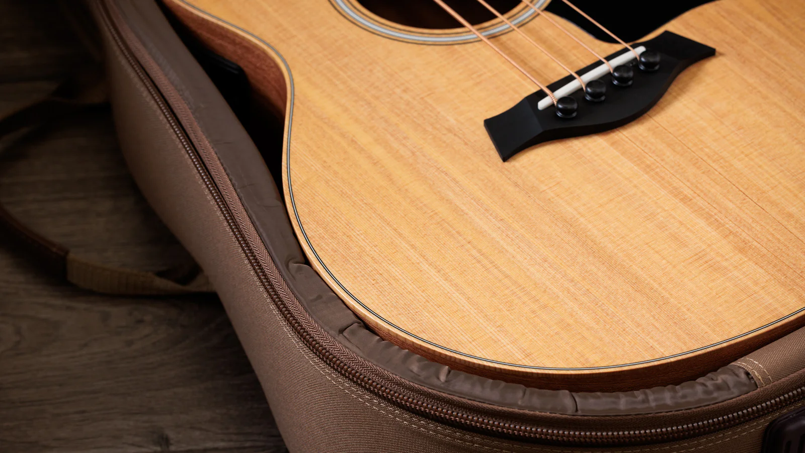 TAYLOR GS MINI E BASS BAJO ELECTROACUSTICO - Image 4