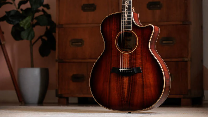 TAYLOR K24CE NEXT GENERATION GUITARRA ELECTROACUSTICA GRAND AUDITORIUM - Image 8
