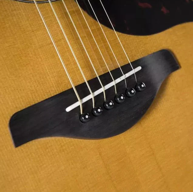 YAMAHA AC1R II VN GUITARRA ELECTROACUSTICA CONCIERTO VINTAGE NATURAL - Image 15