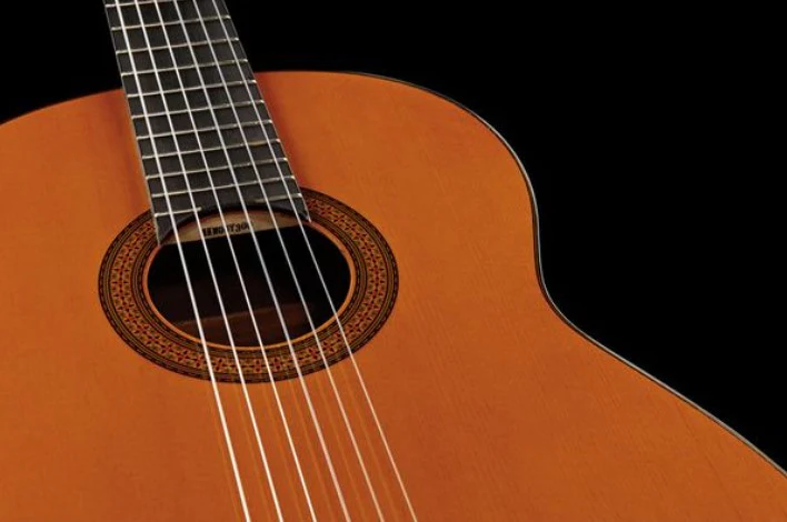 YAMAHA CG102 GUITARRA ESPAÑOLA - Image 10