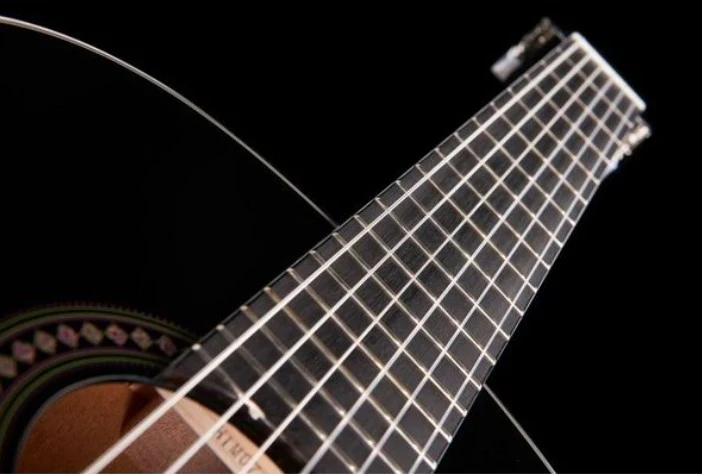 YAMAHA CG142S BLK GUITARRA ESPAÑOLA NEGRA - Image 13