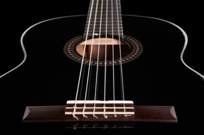 YAMAHA CG142S BLK GUITARRA ESPAÑOLA NEGRA - Image 15