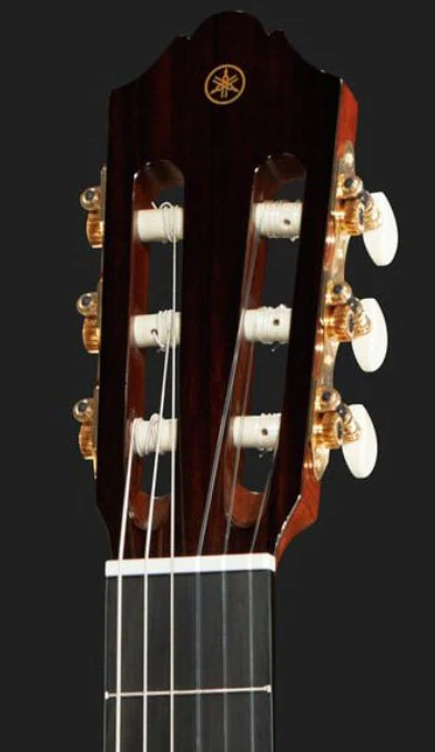 YAMAHA CG192S GUITARRA ESPAÑOLA - Image 13