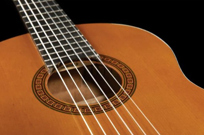 YAMAHA CGS102A II GUITARRA ESPAÑOLA 1/2 - Image 9
