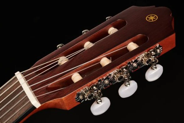 YAMAHA CGX122MC GUITARRA ESPAÑOLA ELECTRIFICADA - Image 20