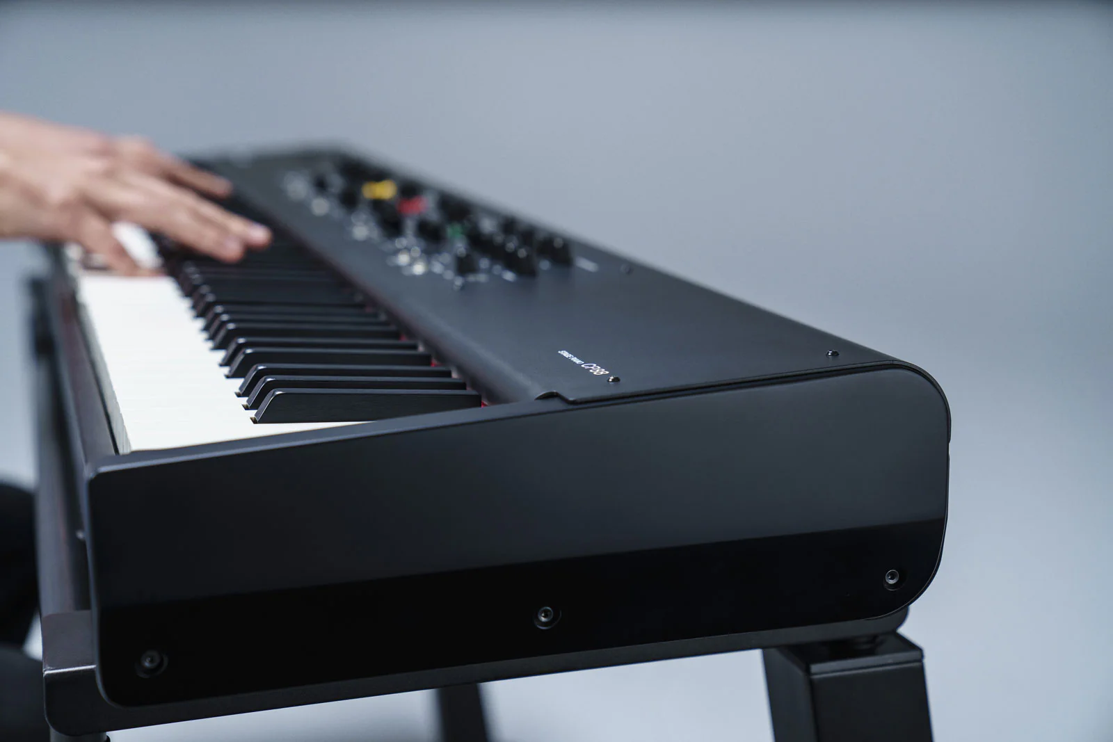 YAMAHA CP73 PIANO DIGITAL DE ESCENARIO - Image 8