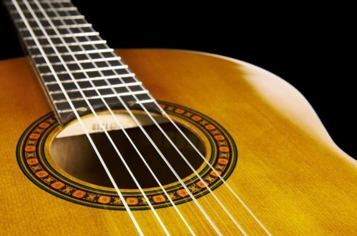 YAMAHA CS40 II GUITARRA ESPAÑOLA CADETE - Image 11