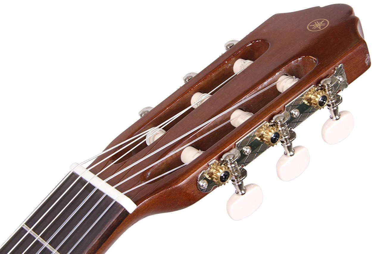 YAMAHA CX40 II GUITARRA ESPAÑOLA ELECTRIFICADA - Image 3