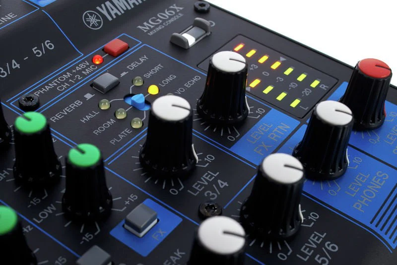 YAMAHA MG06X MESA DE MEZCLAS ANALOGICA DE 6 CANALES CON EFECTOS - Image 9