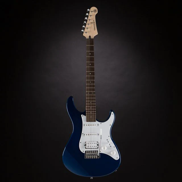 YAMAHA PACIFICA 012 DBM GUITARRA ELECTRICA DARK BLUE METALLIC - Image 10
