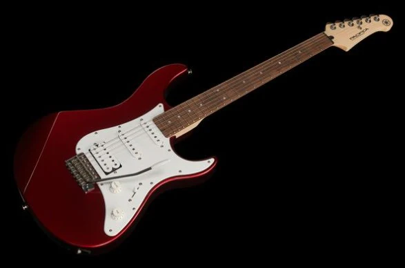 YAMAHA PACIFICA 112J MKII RM GUITARRA ELECTRICA RED METALLIC - Image 11