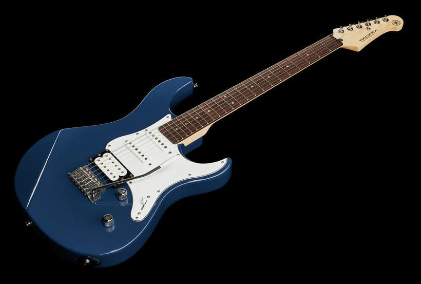 YAMAHA PACIFICA 112V UBL GUITARRA ELECTRICA UNITED BLUE - Image 18