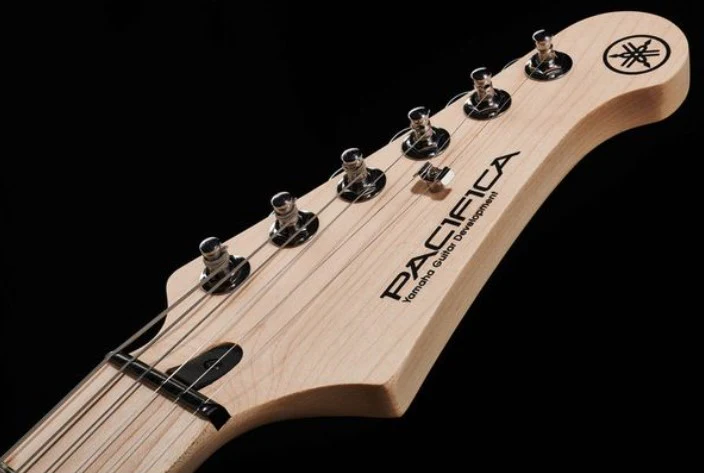 YAMAHA PACIFICA 112VM IB GUITARRA ELECTRICA ICE BLUE - Image 24