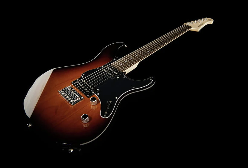 YAMAHA PACIFICA 120H TBS GUITARRA ELECTRICA TOBACCO BROWN SUNBURST - Image 9