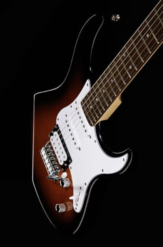 YAMAHA PACIFICA 212VFM TBS GUITARRA ELECTRICA FLAMED MAPLE TOBACCO BROWN SUNBURST - Image 11
