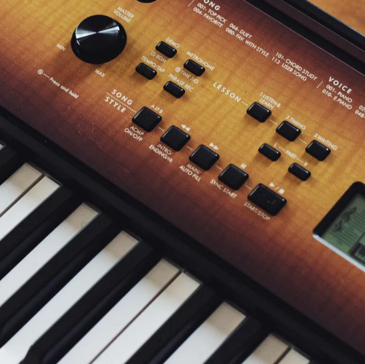 YAMAHA PSR E360 MA TECLADO PORTATIL 61 TECLAS ARCE - Image 8