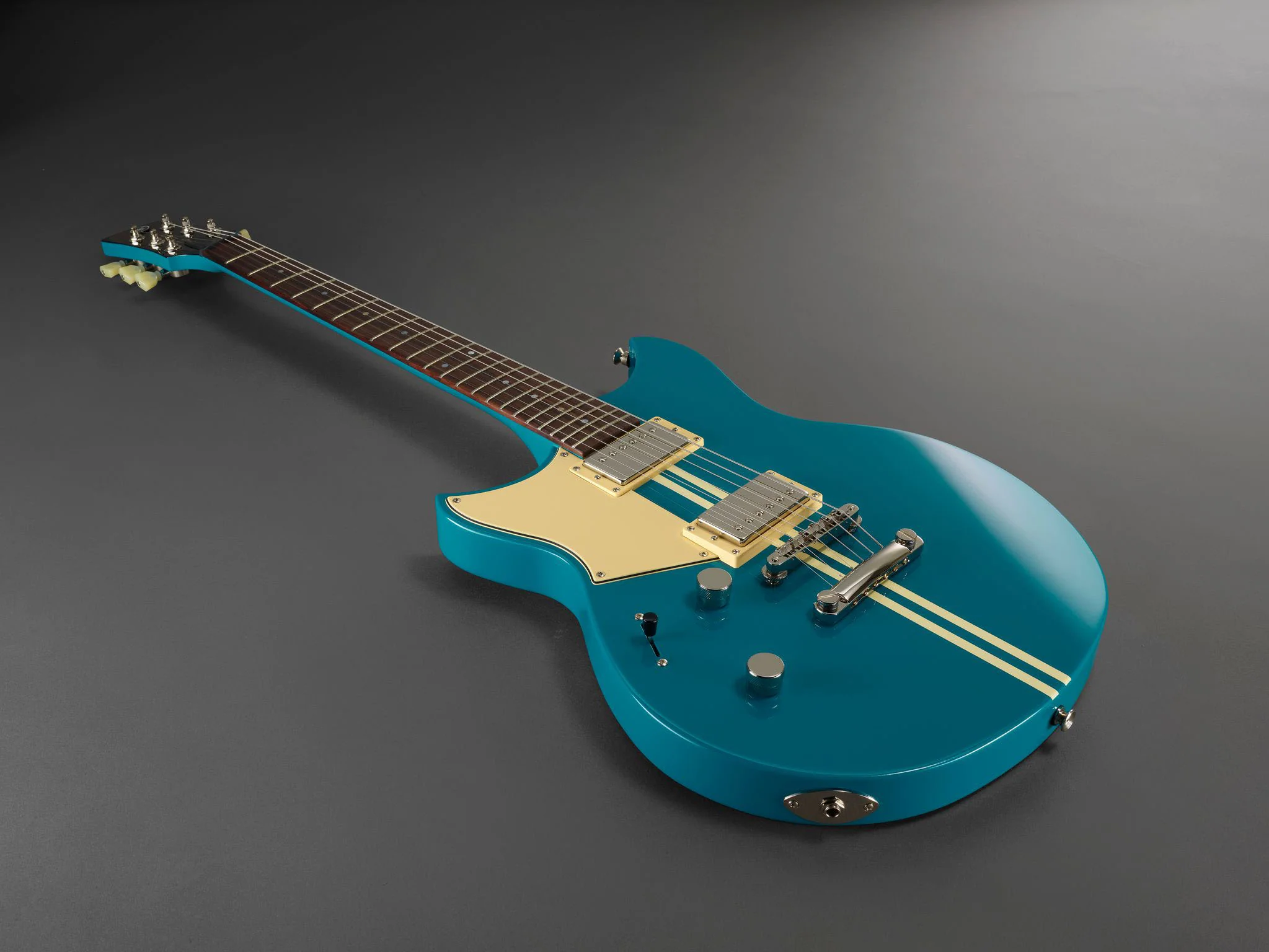 YAMAHA RSE20L SWB REVSTAR ELEMENT GUITARRA ELECTRICA PARA ZURDOS SWIFT BLUE - Image 5