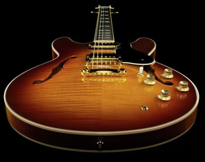 YAMAHA SA2200 VS GUITARRA ELECTRICA VIOLIN SUNBURST - Image 14