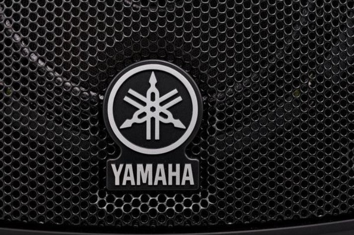 YAMAHA STAGEPAS400BT SISTEMA DE PA PORTATIL CON BLUETOOTH - Image 10