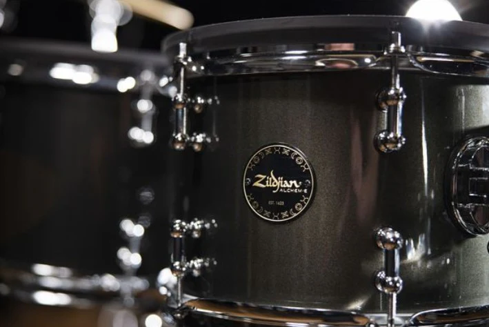 ZILDJIAN ALCHEM E GOLD BATERIA ELECTRONICA BLACK GOLD FOUNDRY SHIMMER GLOSS LACQUER - Image 5