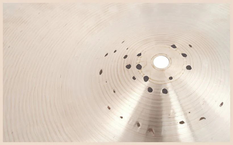 ZILDJIAN K1113 K CONSTANTINOPLE PLATO BATERIA MEDIUM THIN LOW RIDE 20 PULGADAS - Image 3