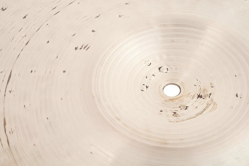 ZILDJIAN K1113 K CONSTANTINOPLE PLATO BATERIA MEDIUM THIN LOW RIDE 20 PULGADAS - Image 4