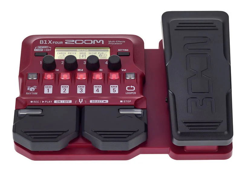 ZOOM B1X FOUR PEDALERA MULTIEFECTOS PARA BAJO CON PEDAL DE EXPRESION - Image 3